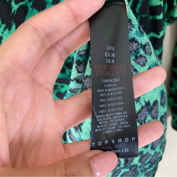 BNWT Topshop Animal Leopard Print Wrap Dress Green Size 4 - Picture 6 of 6